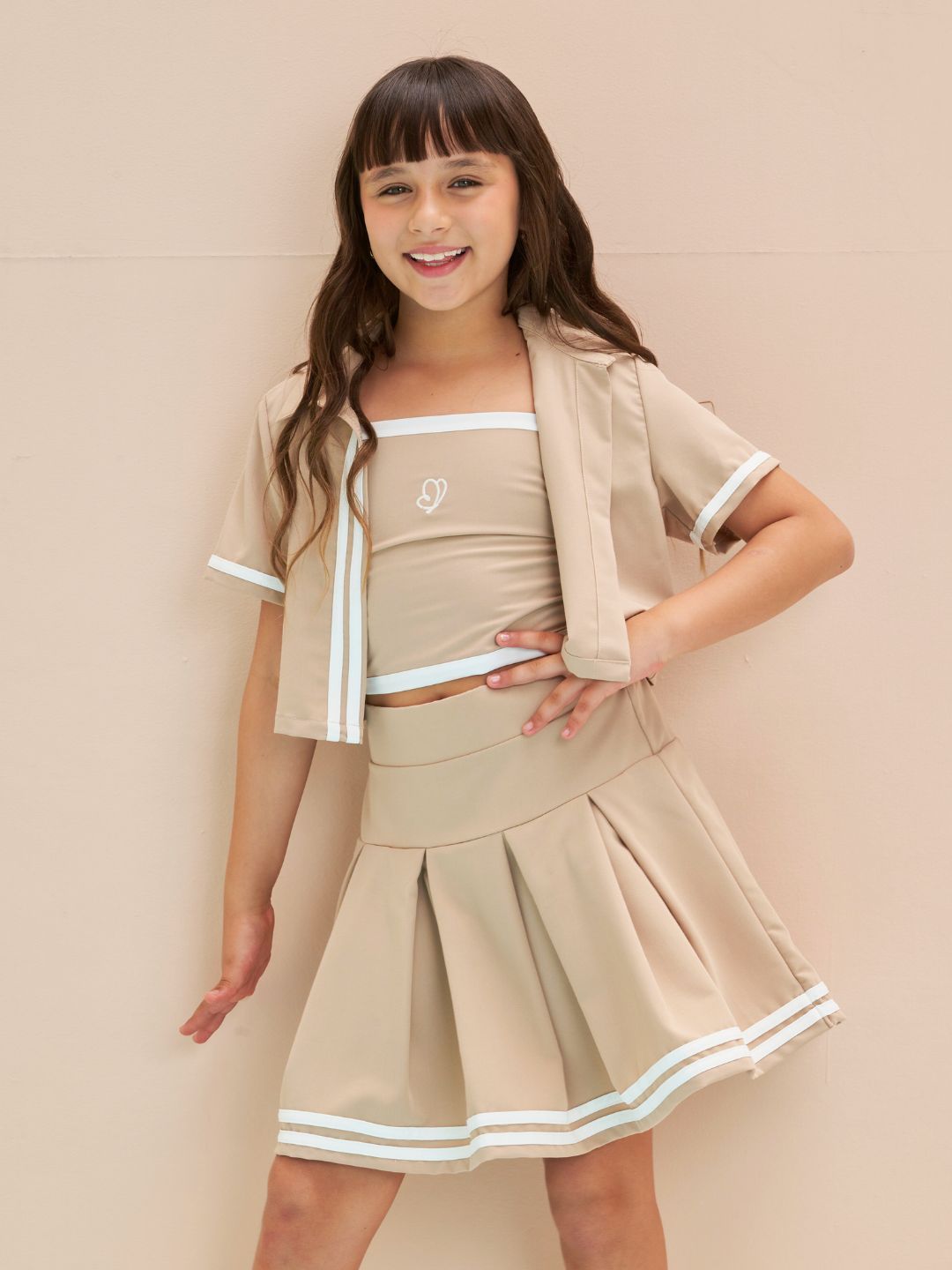 Conjunto de falda, camisa y blusa para niña - Cristel